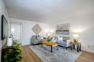 Photo #1: 240001989 Listing