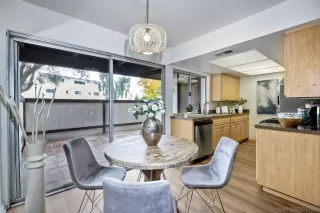 Photo #5: 240001989 Listing