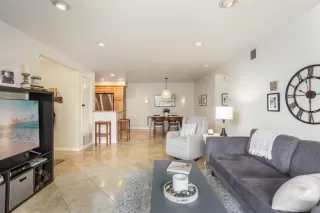 Photo #1: 240001997 Listing 