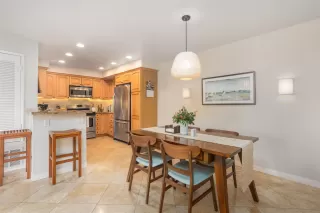 Photo #4: 240001997 Listing 