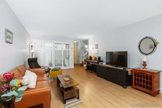 Photo #3: 240002003 Listing