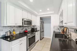 Photo #5: 240002003 Listing