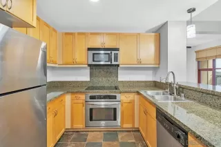 Photo #1: 240002014 Listing 