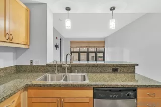 Photo #2: 240002014 Listing 