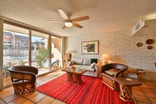 Photo #5: 240002105 Listing