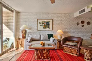 Photo #6: 240002105 Listing