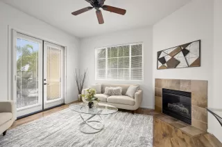 Photo #5: 240002110 Listing