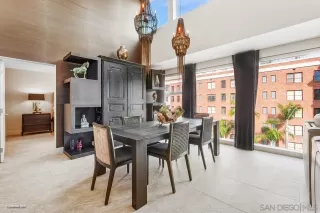 Photo #2: 240002114 Listing