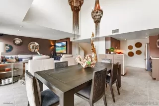 Photo #4: 240002114 Listing