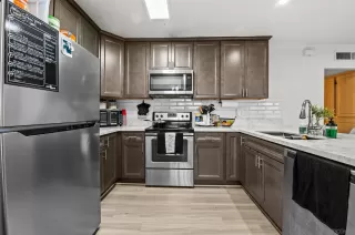 Photo #4: 240002158 Listing