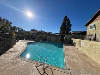 Photo #4: 240002174 Listing 