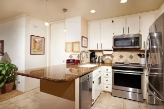 Photo #3: 240002186 Listing 