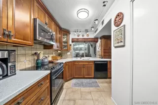 Photo #6: 240002211 Listing