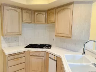 Photo #6: 240002223 Listing 