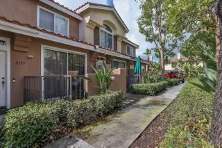 Photo #1: 240002242 Listing 