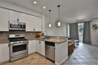 Photo #3: 240002242 Listing 