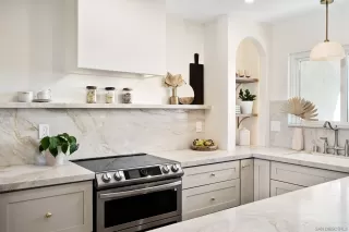 Photo #2: 240002254 Listing