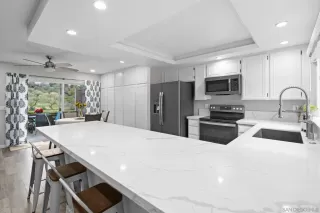 Photo #4: 240002271 Listing