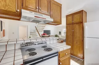 Photo #3: 240002272 Listing