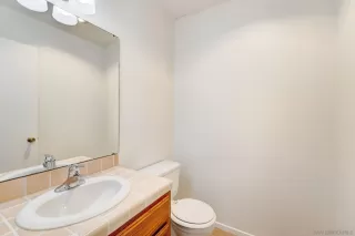 Photo #5: 240002272 Listing