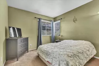 Photo #4: 240002330 Listing