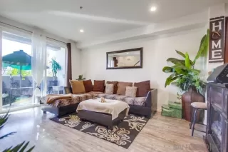 Photo #5: 240002334 Listing