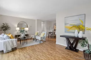 Photo #1: 240002341 Listing