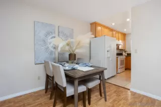 Photo #5: 240002341 Listing