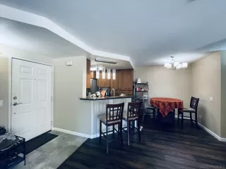 Photo #5: 240002349 Listing