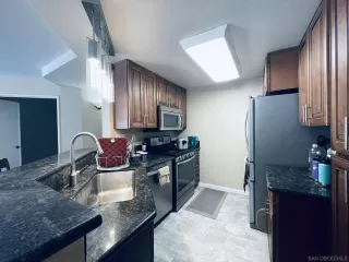 Photo #6: 240002349 Listing