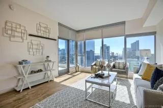 Photo #4: 240002350 Listing