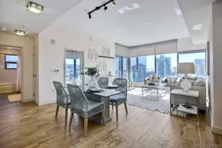 Photo #5: 240002350 Listing