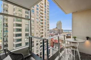 Photo #2: 240002360 Listing