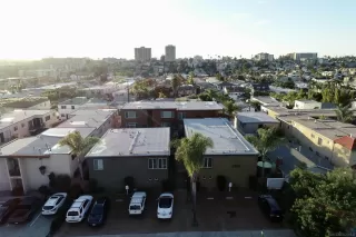 Photo #3: 240002384 Listing