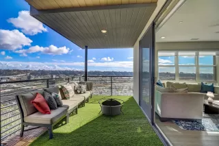 Photo #2: 240002406 Listing