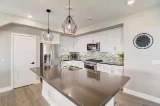 Photo #6: 240002406 Listing