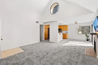 Photo #6: 240002428 Listing