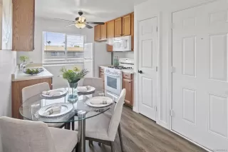 Photo #2: 240002435 Listing