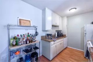 Photo #4: 240002455 Listing