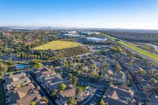 Photo #4: 240002458 Listing