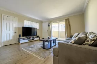 Photo #5: 240002471 Listing