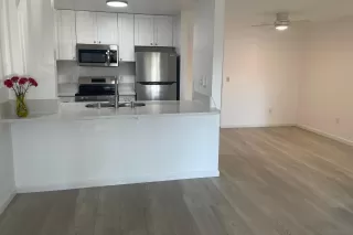 Photo #2: 240002482 Listing