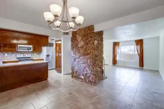 Photo #5: 240002515 Listing