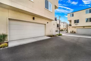 Photo #2: 240002523 Listing