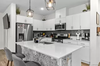 Photo #6: 240002523 Listing