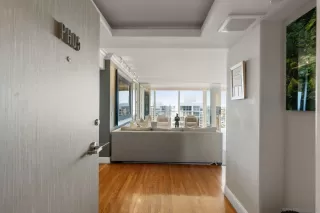 Photo #1: 240002548 Listing 