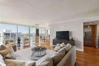 Photo #3: 240002548 Listing 