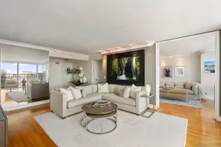 Photo #5: 240002548 Listing 