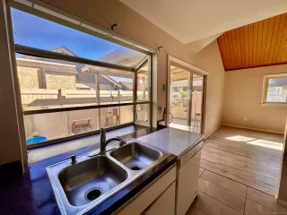 Photo #3: 240002569 Listing