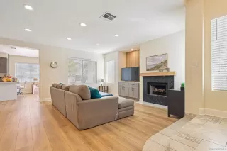 Photo #4: 240002631 Listing